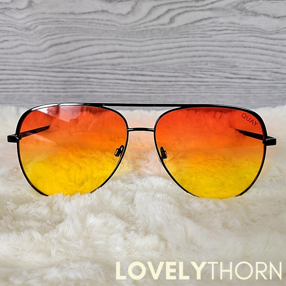 QUAY // ltd ed desi collab oversize black frame orange yellow fade lens aviators - Picture 2 of 16